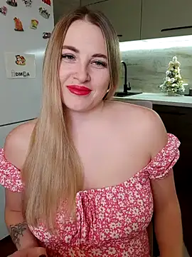 Snapshot of Cute_Hot_Alice chatting on 01.11.25 Cute Hot Alice online show from 01.11.25