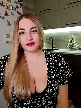 Snapshot of Cute_Hot_Alice chatting on 01.12.25 Cute Hot Alice online show from 01.12.25