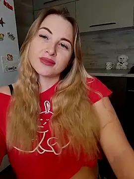 Snapshot of Cute_Hot_Alice chatting on 03.10.25 Cute Hot Alice online show from 03.10.25