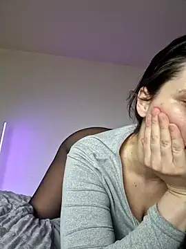 Snapshot of jenna-sxy19 chatting on 03.11.25 jenna-sxy19 online show from 03.11.25