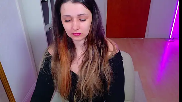 Snapshot of jenna-sxy19 chatting on 09.11.25 jenna-sxy19 online show from 09.11.25