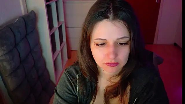 Snapshot of jenna-sxy19 chatting on 10.27.25 jenna-sxy19 online show from 10.27.25