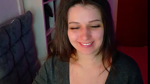 Snapshot of jenna-sxy19 chatting on 10.28.25 jenna-sxy19 online show from 10.28.25