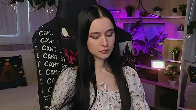 KiraLiLime online show from 03.22.25