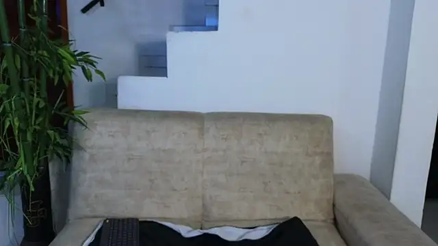 Lorenne Miller online show from 04.11.26