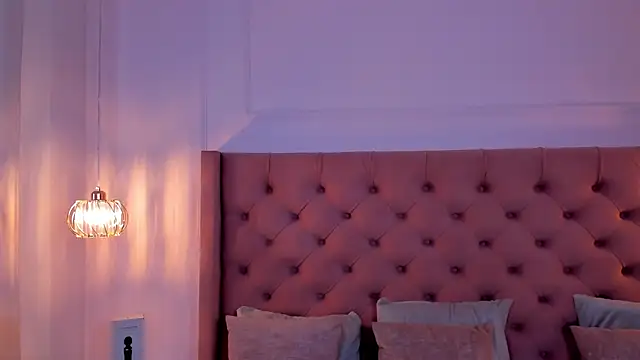 mia schwarz online show from 09.26.25