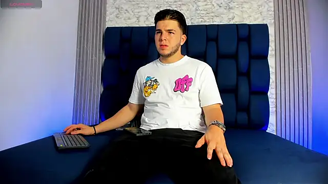 danielclarton1 online show from 12.11.24