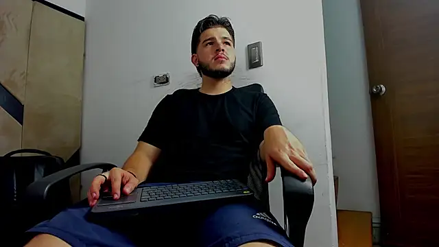 danielclarton1 online show from 10.10.25