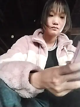 Snapshot of lytamye chatting on 02.21.25 lytamye online show from 02.21.25