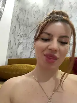 Snapshot of MayaMR chatting on 01.03.25 MayaMR online show from 01.03.25