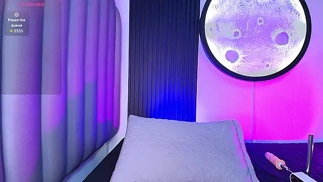  Felicity 1 online show from 09.29.25