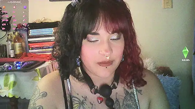 Snapshot of Ruby_Skywalker_ chatting on 01.21.25 Ruby Skywalker online show from 01.21.25