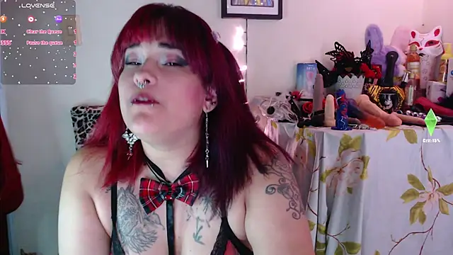 Snapshot of Ruby_Skywalker_ chatting on 02.09.25 Ruby Skywalker online show from 02.09.25