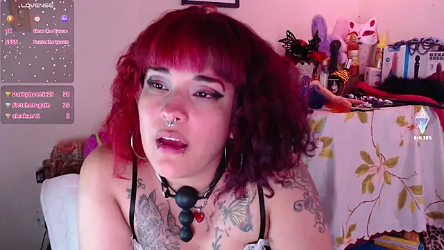 Snapshot of Ruby_Skywalker_ chatting on 02.11.25 Ruby Skywalker online show from 02.11.25