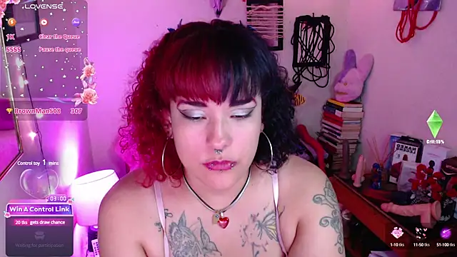 Snapshot of Ruby_Skywalker_ chatting on 03.05.25 Ruby Skywalker online show from 03.05.25