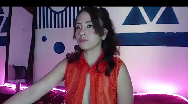 Camilleparist online show from 12.10.24