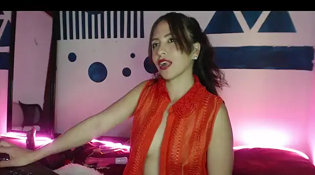 Camilleparist online show from 12.10.24
