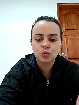 Im Amelia online show from 01.08.25