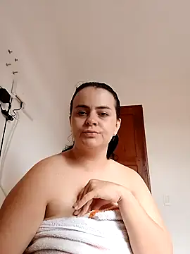 Im Amelia online show from 02.13.25