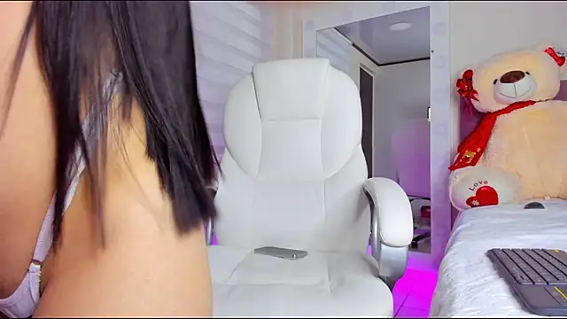 isaa 19 online show from 02.06.25