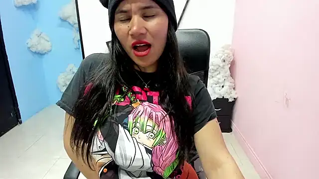 Saylor Lee22 online show from 09.25.25