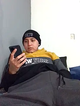 Snapshot of Slow_Kmazutra chatting on 01.28.25 Slow Kmazutra online show from 01.28.25