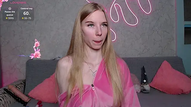 Cutieblondegirl online show from 02.20.26