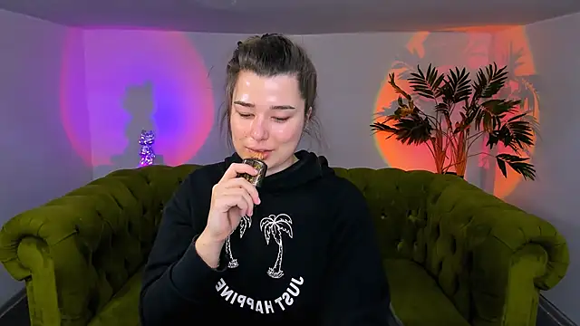  Sun Shy  online show from 02.07.25