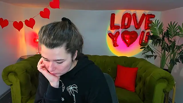  Sun Shy  online show from 02.24.25