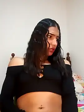 Snapshot of Lanna_hott_ chatting on 01.12.25 Lanna hott online show from 01.12.25