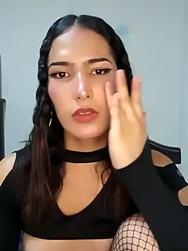 Snapshot of Lanna_hott_ chatting on 03.04.25 Lanna hott online show from 03.04.25