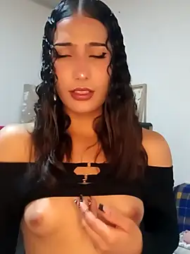 Snapshot of Lanna_hott_ chatting on 03.16.25 Lanna hott online show from 03.16.25