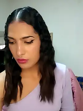 Snapshot of Lanna_hott_ chatting on 03.19.25 Lanna hott online show from 03.19.25