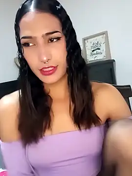 Snapshot of Lanna_hott_ chatting on 03.22.25 Lanna hott online show from 03.22.25