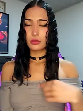 Snapshot of Lanna_hott_ chatting on 09.16.25 Lanna hott online show from 09.16.25