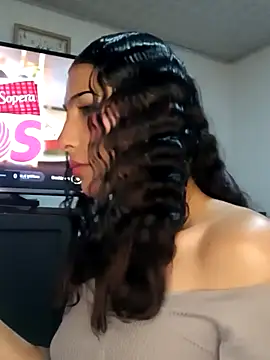 Snapshot of Lanna_hott_ chatting on 10.03.25 Lanna hott online show from 10.03.25