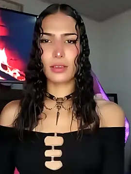 Snapshot of Lanna_hott_ chatting on 10.04.25 Lanna hott online show from 10.04.25