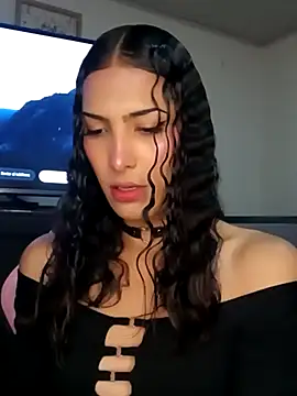 Snapshot of Lanna_hott_ chatting on 10.17.25 Lanna hott online show from 10.17.25