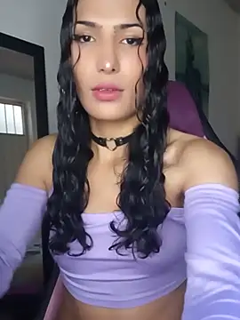 Snapshot of Lanna_hott_ chatting on 06.25.26 Lanna hott online show from 06.25.26