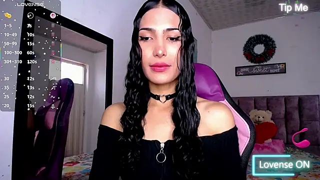 Snapshot of Lanna_hott_ chatting on 08.04.26 Lanna hott online show from 08.04.26