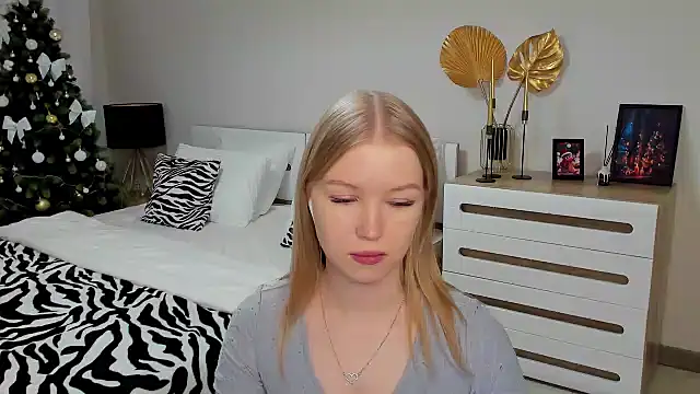 shy  lady online show from 12.16.24