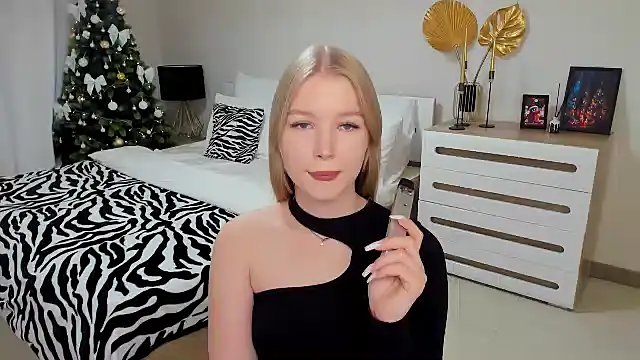 shy  lady online show from 12.21.24