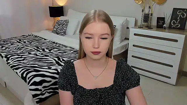 shy  lady online show from 02.05.25