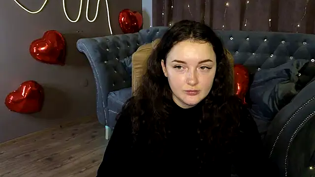 Snapshot of GloriNichols chatting on 02.03.25 GloriNichols online show from 02.03.25