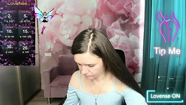 AriaGray online show from 09.24.25