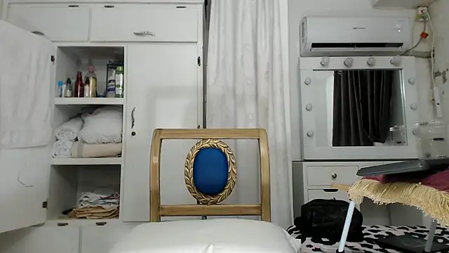 Snapshot of marcella6 chatting on 09.16.25 marcella6 online show from 09.16.25