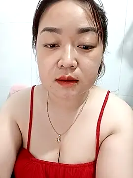 VyOanh2K online show from 02.19.25