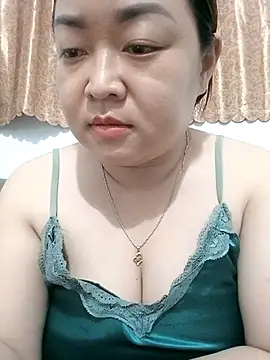 VyOanh2K online show from 10.27.25