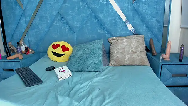 Aura love69 online show from 03.28.26