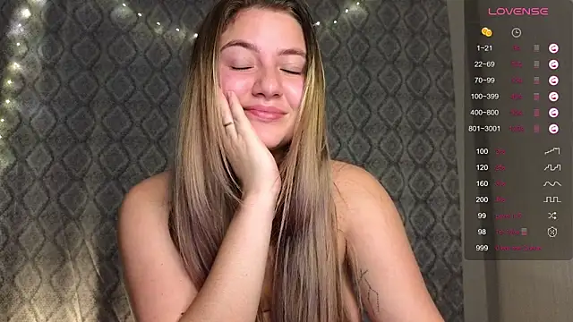 Yassyaaa online show from 12.10.24